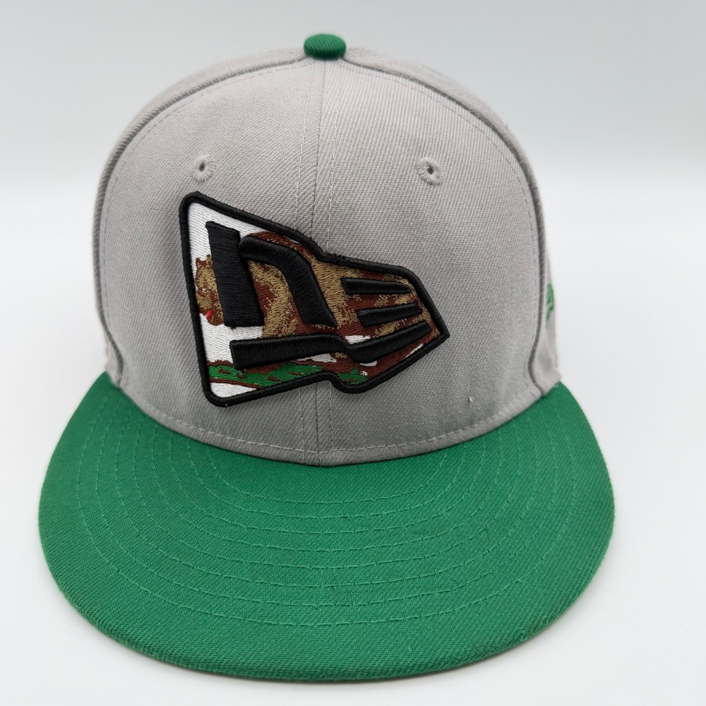 New‎ Era 9FIFTY Mens Snapback Hat Gray Green Camo Flag Logo One Size Fits Most